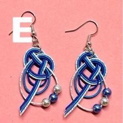 チャーム、ピアスの画像