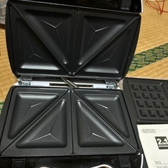 着脱式サンドメーカー2in1の画像