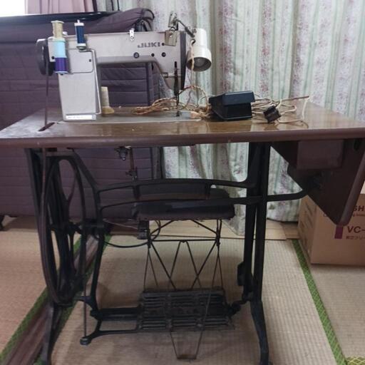レトロ工業用重機ミシン