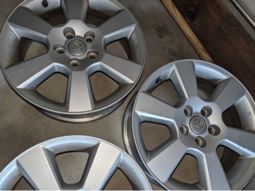 ホーイールサイズ17×6.5Jオフセット35