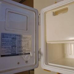 Daiwa製クーラーボックス　6L　小サイズの画像