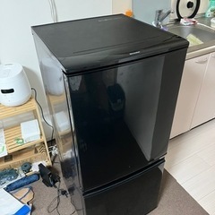 （相談中です）冷蔵庫　2014年製　sj-d14a-b 137L