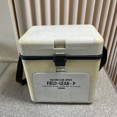 クーラーボックス