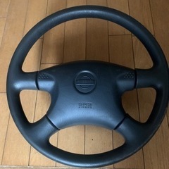 日産セレナ純正ハンドル