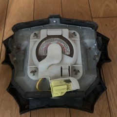 日産セレナ純正ハンドルの画像