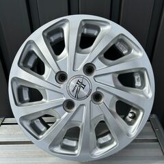 中古アルミホイール４本の画像