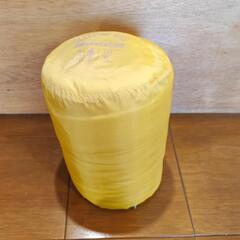 美品　寝袋　シュラフ　化繊　3シーズン用　④の画像