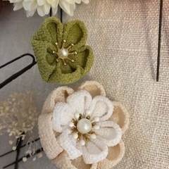 つまみ細工ヘアアクセサリー　着物　の画像