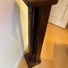 職人ハンドメイドのＣＤラックの画像