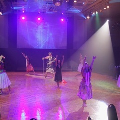 新宿曙橋 フラジャズクラス 生徒募集中！！　フラダンスを歌謡曲や色々な音楽で踊っちゃおう！ ９月生募集中の画像