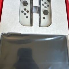 Nintendo Switch (有機ELモデル) ホワイトの画像