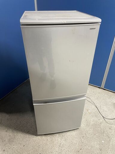 【美品】SHARP 2ドア冷蔵庫 SJ-D14D-S 2018年製 通電確認済み 人気 良品 早い者勝ち 引取歓迎 配送OK
