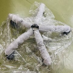【新品・未使用品】関家具 デスクチェア 肘無 ブラック 組み立て式 高さ調節可能   参考価格２２０００円の画像