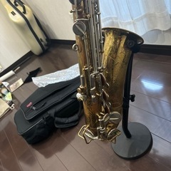 アルトサックスの画像