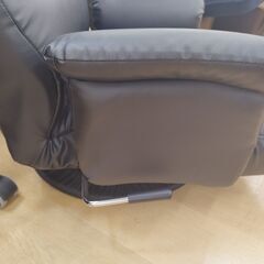 【トレファク イオンモール常滑店】ニトリのリクライニング回転座椅子です!の画像
