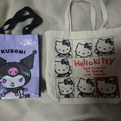 ⑥Tシャツ　レディース　サイズM　学校の部活で着てた物　ソフトボール部指定柄　　他に KUROMI、Hello kitty のバッグの画像