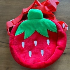 いちごのバックの画像