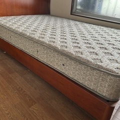 家具 ベッド セミダブルの画像