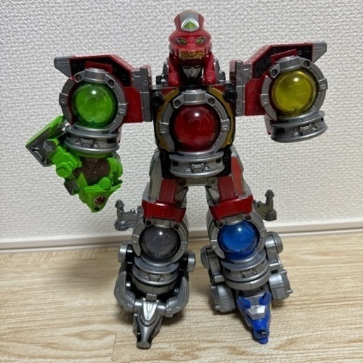 男の子玩具　スーパー戦隊ロボットおもちゃ フィギュア