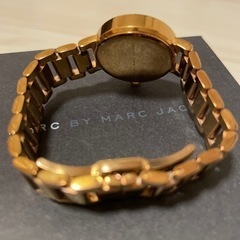 箱付⭐︎マークバイマークジェイコブス腕時計の画像