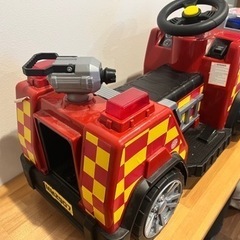 電動消防車　　一部部品無し