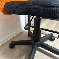 【受渡決定】キャスター付き椅子(アイリスプラザ)の画像