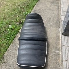 車のパーツ タイヤ、ホイール