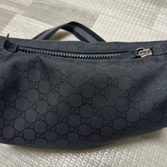 GUCCI ショルダーバッグの画像