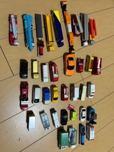 トミカあげます