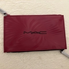 MACのポーチ