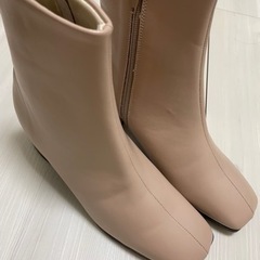ショートブーツ