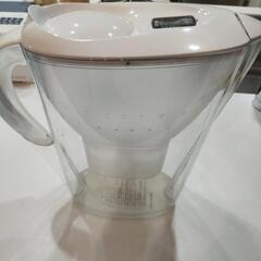 取引中【半額以下】ブリタ浄水器＆カートリッジのセットの画像