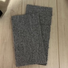 ニトリ　タイルカーペットの画像