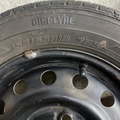 車のパーツ タイヤ、ホイールの画像