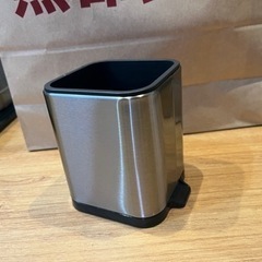 ジョセフジョセフ　キッチンツールスタンドの画像