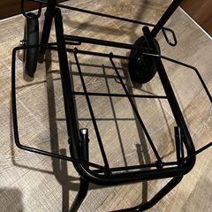 軽量キャリーカート（耐荷重20kg、折りたたみ可、固定フック付き）の画像