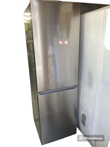 ☆中古￥31,800！HITACHI　274㍑2ドア冷蔵庫　家電　2022年製　RL-BF274RA型　幅55㎝ｘ奥行63㎝ｘ高さ181㎝　【BD052】