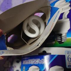 三菱 電球形蛍光ランプ 60Wの画像
