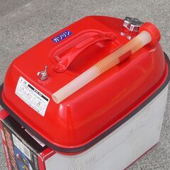 配達先決定🚚　無料配達します🚚草刈り・車・バイク・アウトドアに！💖ヤザワ　ガソリン携帯缶10L💖の画像