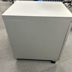 【新横浜引き取り】デスクワゴンの画像
