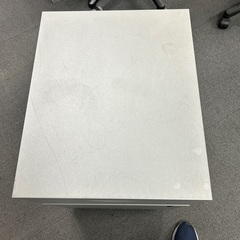 【新横浜引き取り】デスクワゴンの画像
