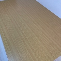 ニトリ ダイニングテーブルの画像