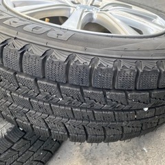 車のパーツ タイヤ、ホイールの画像