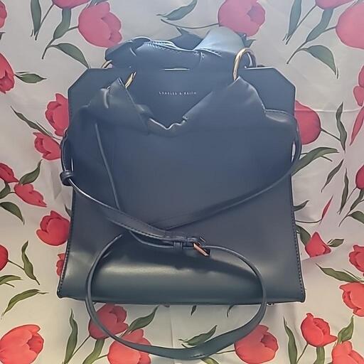 美品ハンドバック