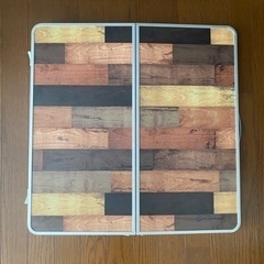 アウトドア テーブルの画像