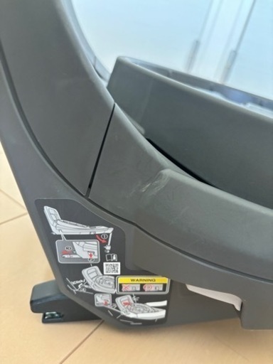 コンビ　combi チャイルドシート　the s ISOFIX のせかえベース