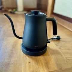 バルミューダザポット　ブラック　電気ケトルの画像