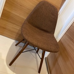 イームズチェア　ダイニングチェア