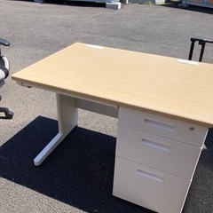 家具 オフィス用家具 机の画像