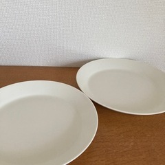 イッタラ　2枚　ティーマ　iittala teema ホワイト　2枚セットの画像